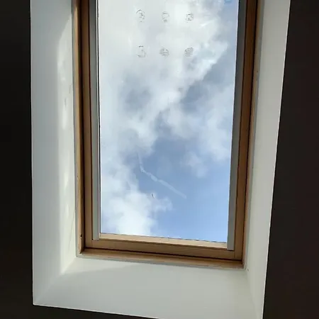 Quarto Com Banheiro Privativo M