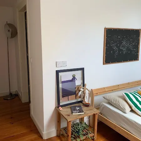 Quarto Com Banheiro Privativo M Alloggio in famiglia Lisbona