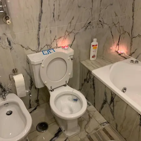 Quarto Com Banheiro Privativo M * Lisbona